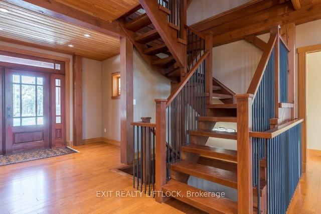 758 Lifford Rd, House detached with 3 bedrooms, 4 bathrooms and 20 parking in Kawartha Lakes ON | Image 13