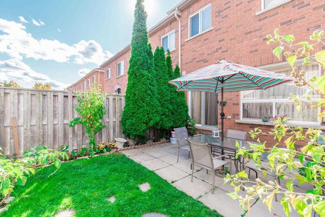 113 - 6399 Spinnaker Circ, Townhouse with 3 bedrooms, 3 bathrooms and 2 parking in Mississauga ON | Image 35