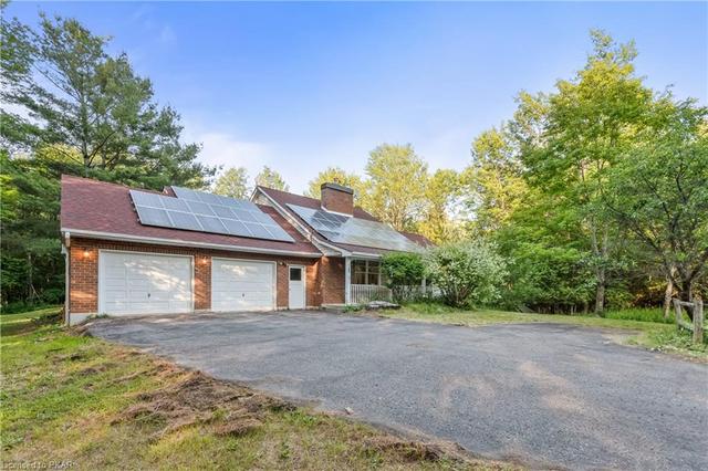 1585 County Road 46, House detached with 3 bedrooms, 2 bathrooms and 12 parking in Havelock Belmont Methuen ON | Image 1