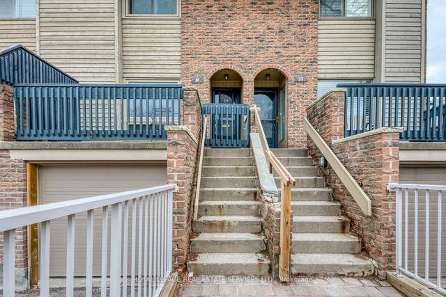 19 Dutch Myrtle Way, Townhouse with 3 bedrooms, 4 bathrooms and 2 parking in Toronto ON | Image 12