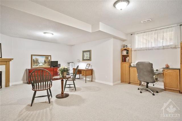 40 Sable Run Drive, Townhouse with 3 bedrooms, 3 bathrooms and 4 parking in Ottawa ON | Image 22