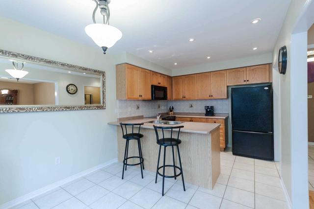 102 Knoll Haven Circ, House semidetached with 3 bedrooms, 3 bathrooms and 6 parking in Caledon ON | Image 28