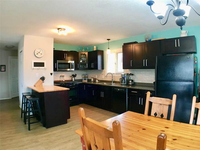 3603 13 St, House detached with 2 bedrooms, 2 bathrooms and 3 parking in Vernon BC | Image 3