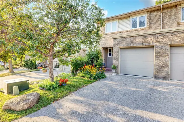 10 Knightsbridge Way, Townhouse with 3 bedrooms, 3 bathrooms and 2 parking in Markham ON | Image 1