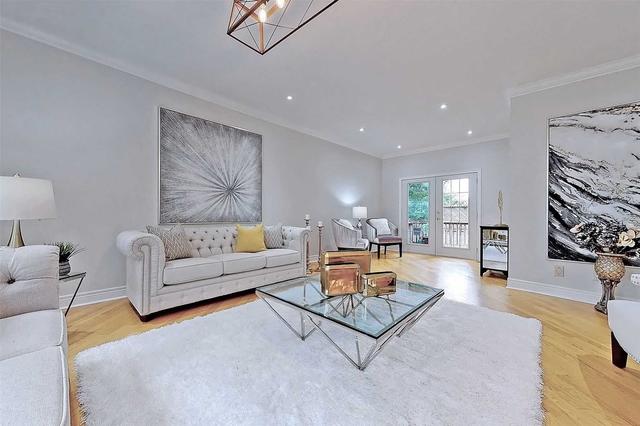 12 Kenton Dr, House detached with 4 bedrooms, 5 bathrooms and 4 parking in Toronto ON | Image 36