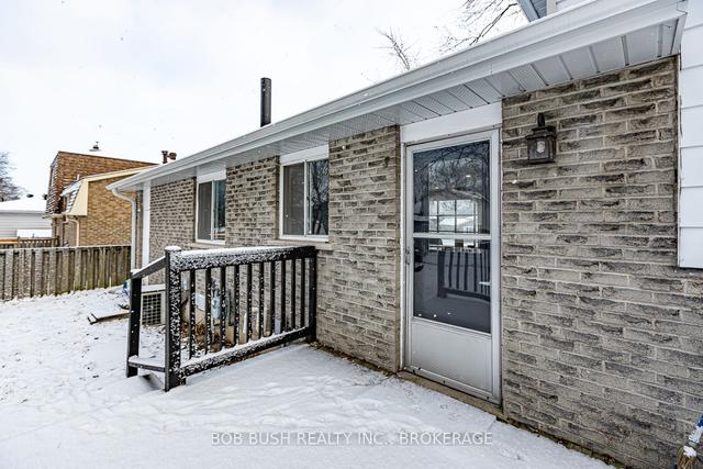 1008 Glen Eagles Cres, House detached with 3 bedrooms, 2 bathrooms and 5 parking in Midland ON | Image 33