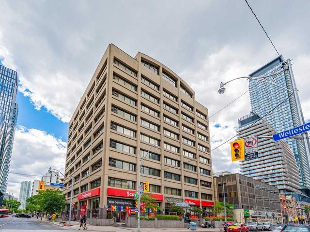 607 - 555 Yonge St, Condo with 1 bedrooms, 1 bathrooms and 1 parking in Toronto ON | Image 1
