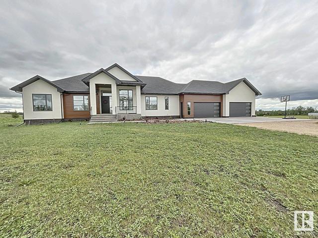 53474 Rge Rd 220 Rd, House detached with 5 bedrooms, 3 bathrooms and 14 parking in Strathcona County AB | Card Image