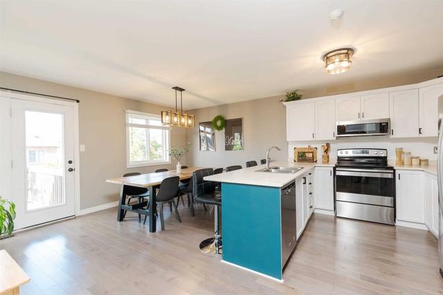 18 St. Amant Rd, House detached with 3 bedrooms, 3 bathrooms and 5 parking in Penetanguishene ON | Image 26