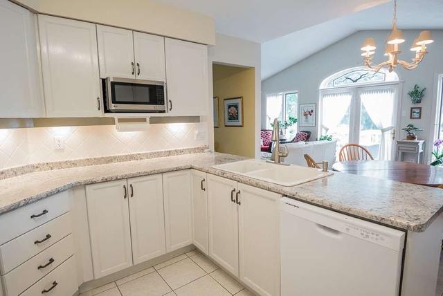 84 Island Bay Dr, House detached with 4 bedrooms, 3 bathrooms and 8 parking in Kawartha Lakes ON | Image 3