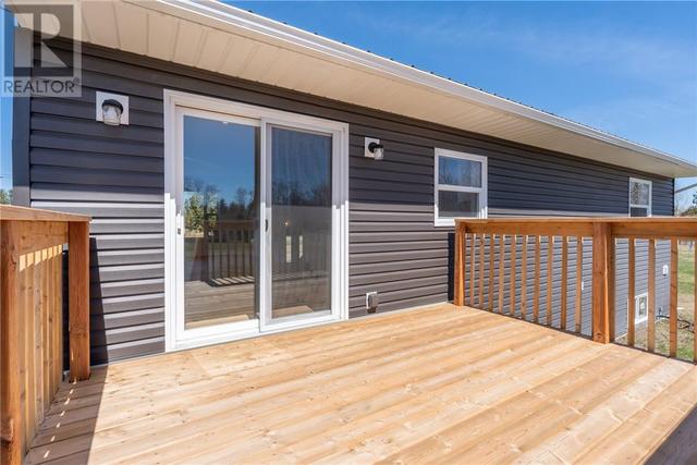 2093 Kenneth Drive, House detached with 3 bedrooms, 1 bathrooms and null parking in Greater Sudbury ON | Image 6