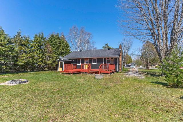 2153 Loop Rd, House detached with 3 bedrooms, 1 bathrooms and 6 parking in Highlands East ON | Image 32