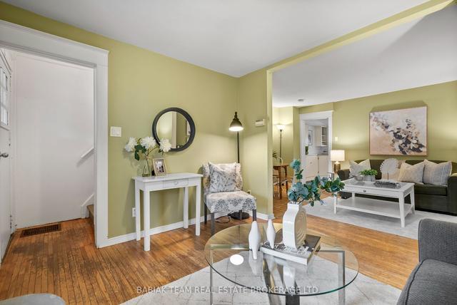119 Brookside Ave, House detached with 2 bedrooms, 1 bathrooms and 0 parking in Toronto ON | Image 31