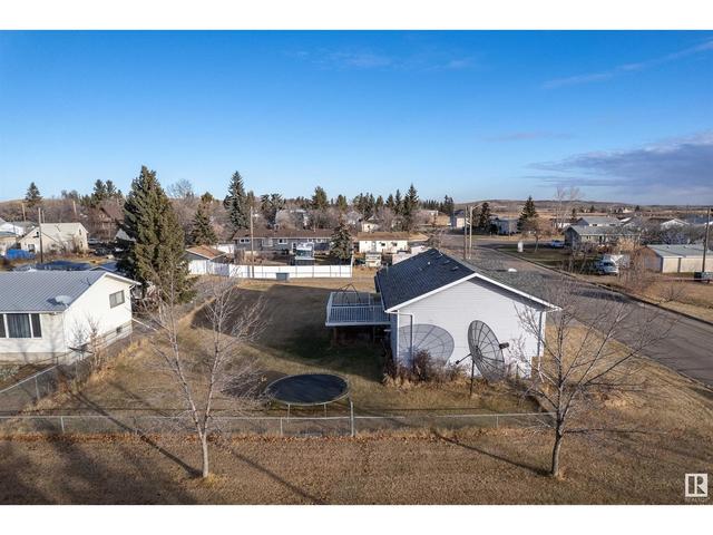 4908 53 Av Nw, House detached with 3 bedrooms, 2 bathrooms and null parking in Ryley AB | Image 5