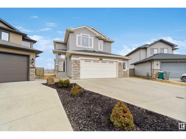 9614 85 Av, House detached with 4 bedrooms, 3 bathrooms and null parking in Morinville AB | Image 2
