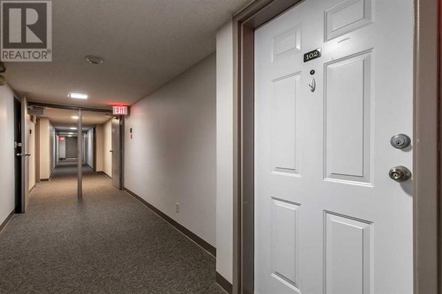 102, - 855 Columbia Boulevard W, Condo with 1 bedrooms, 1 bathrooms and 1 parking in Lethbridge AB | Image 11