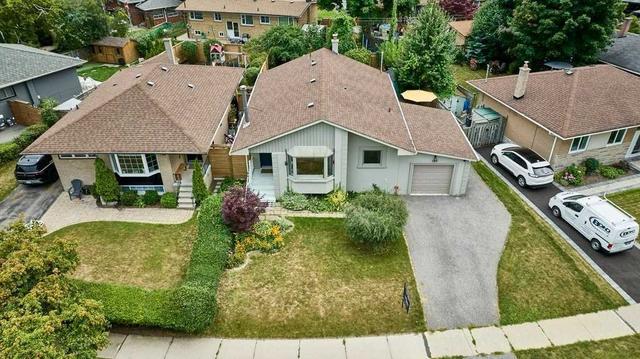 140 Toynbee Tr, House detached with 3 bedrooms, 3 bathrooms and 3 parking in Toronto ON | Image 25