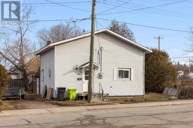 91 Spruce St, House detached with 2 bedrooms, 1 bathrooms and null parking in Sault Ste. Marie ON | Image 23