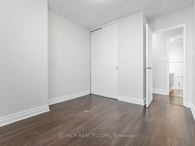 2006 - 330 Dixon Rd, Condo with 2 bedrooms, 1 bathrooms and 1 parking in Toronto ON | Image 16