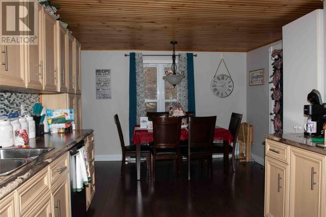 39 Groves Lane, House detached with 2 bedrooms, 1 bathrooms and null parking in Bonavista NL | Image 5