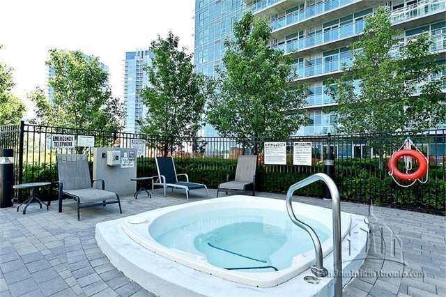 2822 - 165 Legion Rd N, Condo with 1 bedrooms, 1 bathrooms and 0 parking in Toronto ON | Image 3