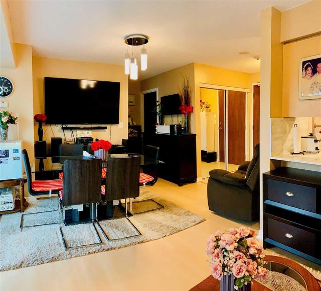 202 - 215 Queen St E, Condo with 1 bedrooms, 1 bathrooms and 1 parking in Brampton ON | Image 5