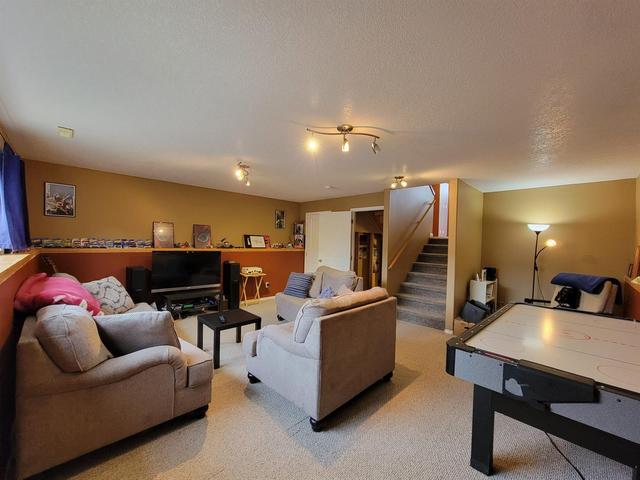 346 Lynx Crescent N, Home with 3 bedrooms, 2 bathrooms and 1 parking in Lethbridge County AB | Image 21