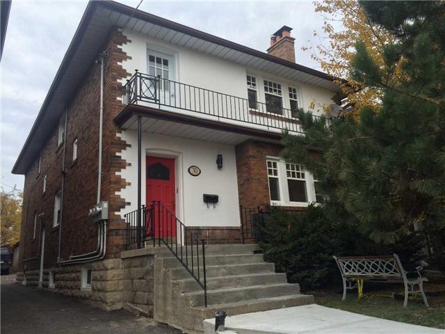 upper - 30 College View Ave, House detached with 3 bedrooms, 1 bathrooms and 1 parking in Toronto ON | Image 1