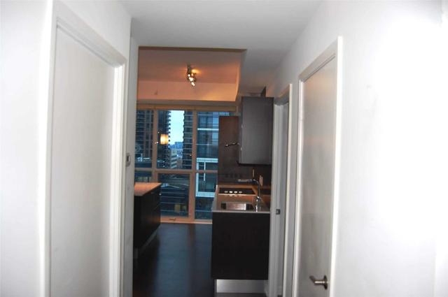 908 - 9 Bogert Ave, Condo with 2 bedrooms, 2 bathrooms and 1 parking in Toronto ON | Image 23