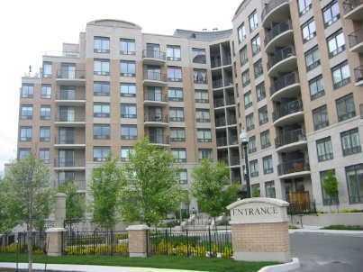 t14 - 16 Dallimore Circ, Condo with 2 bedrooms, 2 bathrooms and 2 parking in Toronto ON | Image 1
