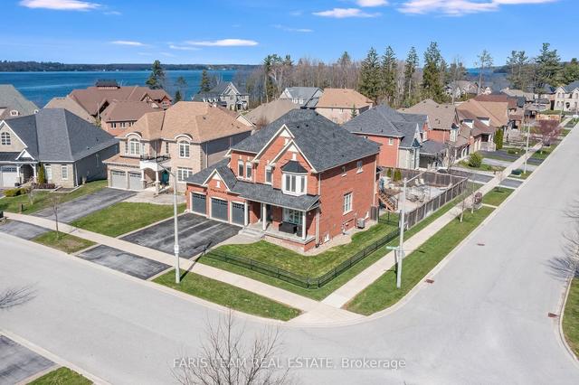 36 Royal Park Blvd, House detached with 4 bedrooms, 4 bathrooms and 8 parking in Barrie ON | Image 1
