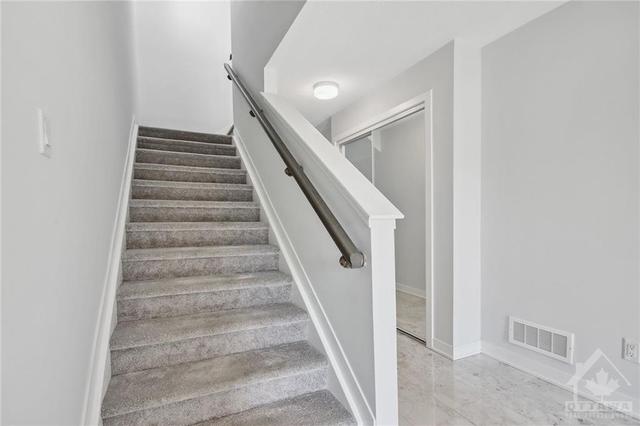 326 Parallax Private, Townhouse with 4 bedrooms, 3 bathrooms and 2 parking in Ottawa ON | Image 7