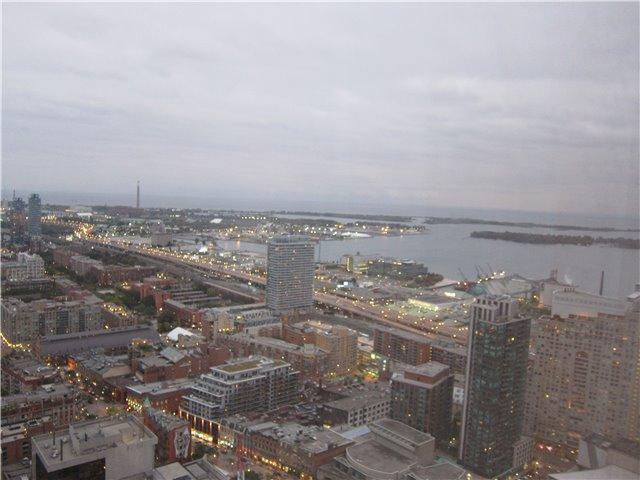 4506 - 1 King St W, Condo with 0 bedrooms, 1 bathrooms and null parking in Toronto ON | Image 1
