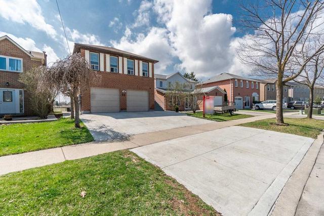 52 Nuttall St, House detached with 3 bedrooms, 3 bathrooms and 4 parking in Brampton ON | Image 12