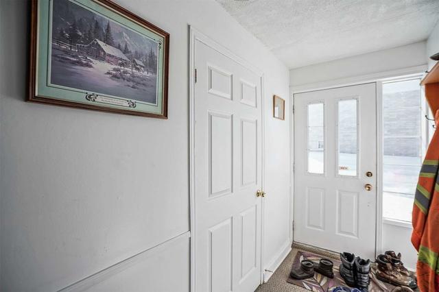 111 William St, House detached with 5 bedrooms, 2 bathrooms and 5 parking in Madawaska Valley ON | Image 7