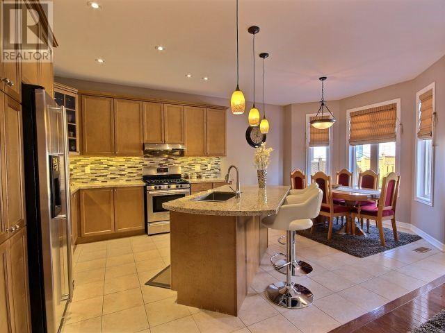 80 Capera Dr, House detached with 4 bedrooms, 4 bathrooms and 3 parking in Vaughan ON | Image 5