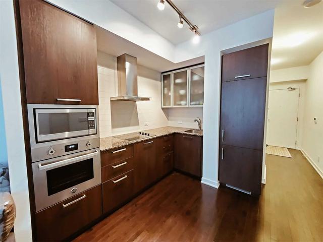 1709 - 14 York St, Condo with 1 bedrooms, 1 bathrooms and 0 parking in Toronto ON | Image 4