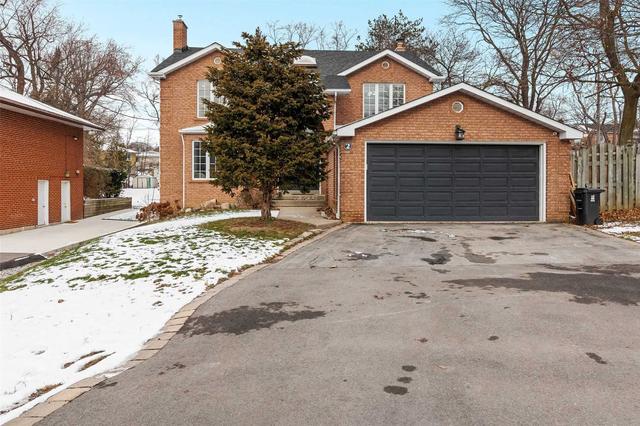 2 Wingrove Hill, House detached with 4 bedrooms, 5 bathrooms and 6 parking in Toronto ON | Image 1