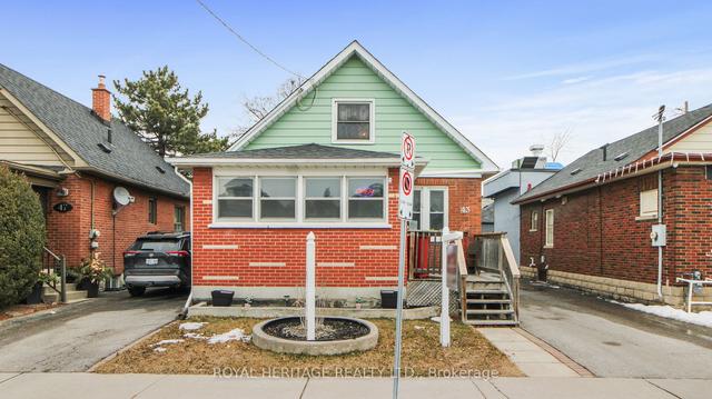 43 Gladstone Ave, House detached with 2 bedrooms, 1 bathrooms and 4 parking in Oshawa ON | Image 19