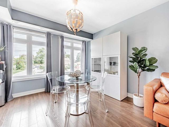 20 - 2335 Sheppard Ave W, Townhouse with 2 bedrooms, 2 bathrooms and 2 parking in Toronto ON | Image 2