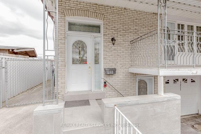 7277 Redfox Rd, House semidetached with 3 bedrooms, 3 bathrooms and 4 parking in Mississauga ON | Image 23