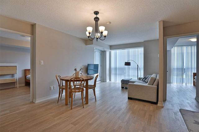 522 - 35 Hollywood Ave, Condo with 2 bedrooms, 2 bathrooms and 1 parking in Toronto ON | Image 8