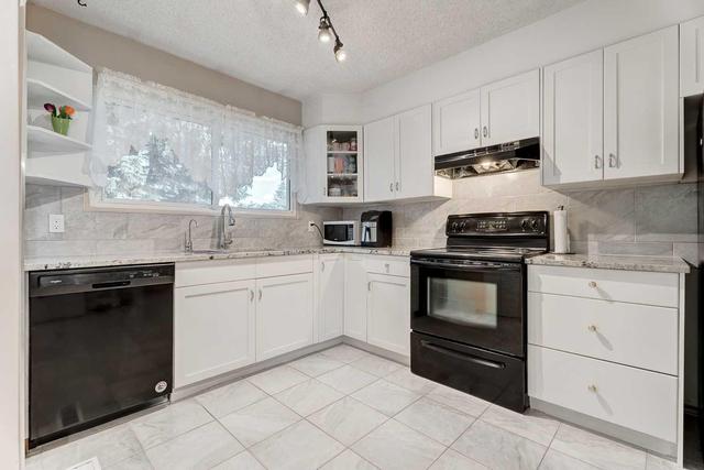 260 Cedarpark Drive Sw, House detached with 3 bedrooms, 2 bathrooms and 2 parking in Calgary AB | Image 9
