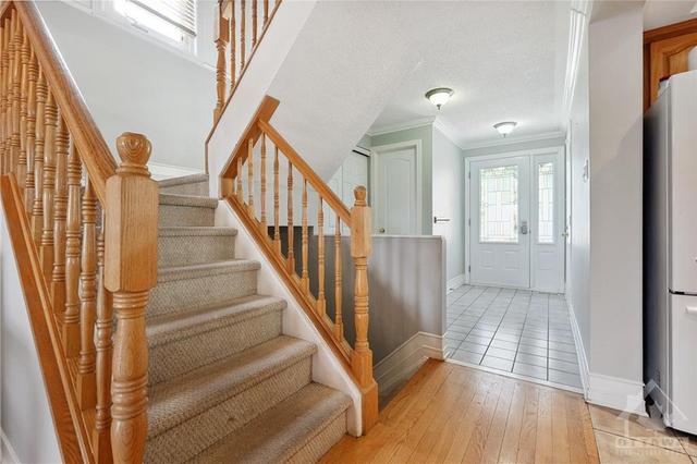 1894 La Chapelle Street, House detached with 3 bedrooms, 3 bathrooms and 4 parking in Ottawa ON | Image 11