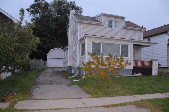 743 Margaret St, House detached with 3 bedrooms, 2 bathrooms and 6 parking in Oshawa ON | Image 1