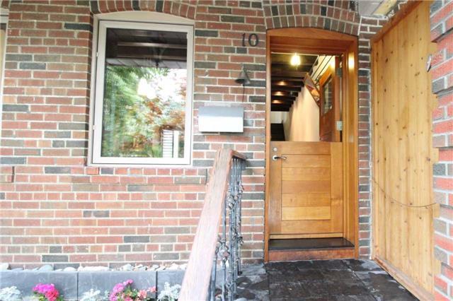 10 St David St, House semidetached with 3 bedrooms, 1 bathrooms and null parking in Toronto ON | Image 3