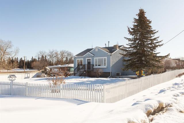5103 50 Street, House detached with 4 bedrooms, 2 bathrooms and 6 parking in Wetaskiwin County No. 10 AB | Image 1