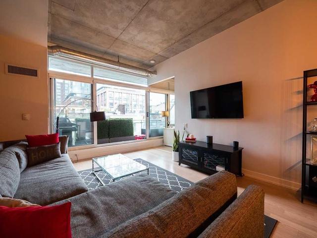 306 - 20 Stewart St, Condo with 2 bedrooms, 1 bathrooms and null parking in Toronto ON | Image 4