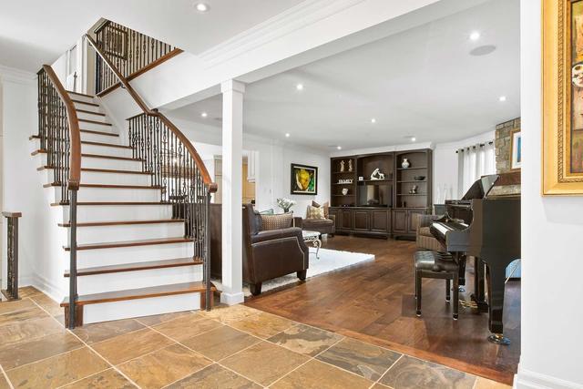 150 Douglas Ave, House detached with 4 bedrooms, 4 bathrooms and 6 parking in Oakville ON | Image 5