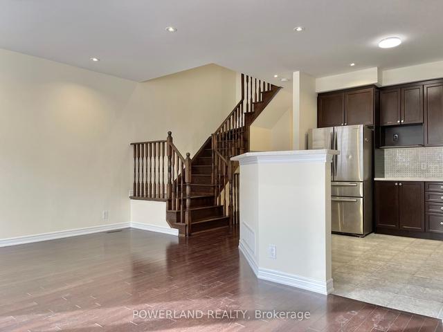 242 Southdown Ave, House attached with 3 bedrooms, 3 bathrooms and 4 parking in Vaughan ON | Image 28